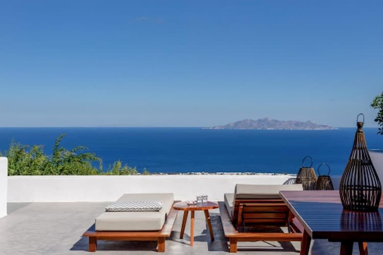 Santorini luxury villa, villa exterior, holiday villa Santorini