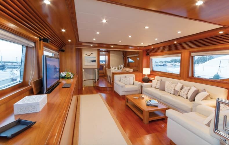 yacht salon, salon, luxury yacht