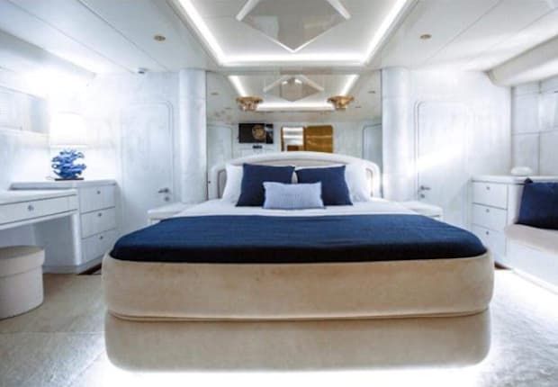 Yacht Accommodation, yacht suites, luxury yacht suites