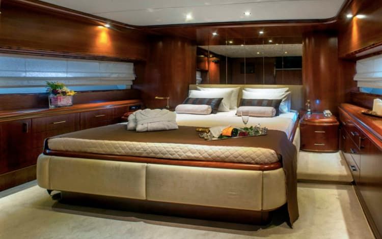 yacht beds, yacht suite, yacht accommodation